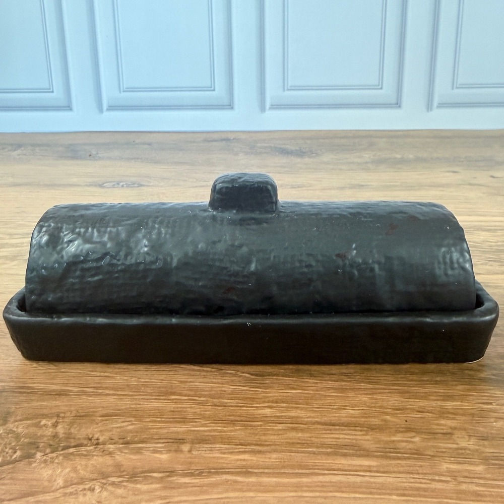 Badgley Mischa‎ Modern Black Textured Ceramic 7.5" Butter Dish